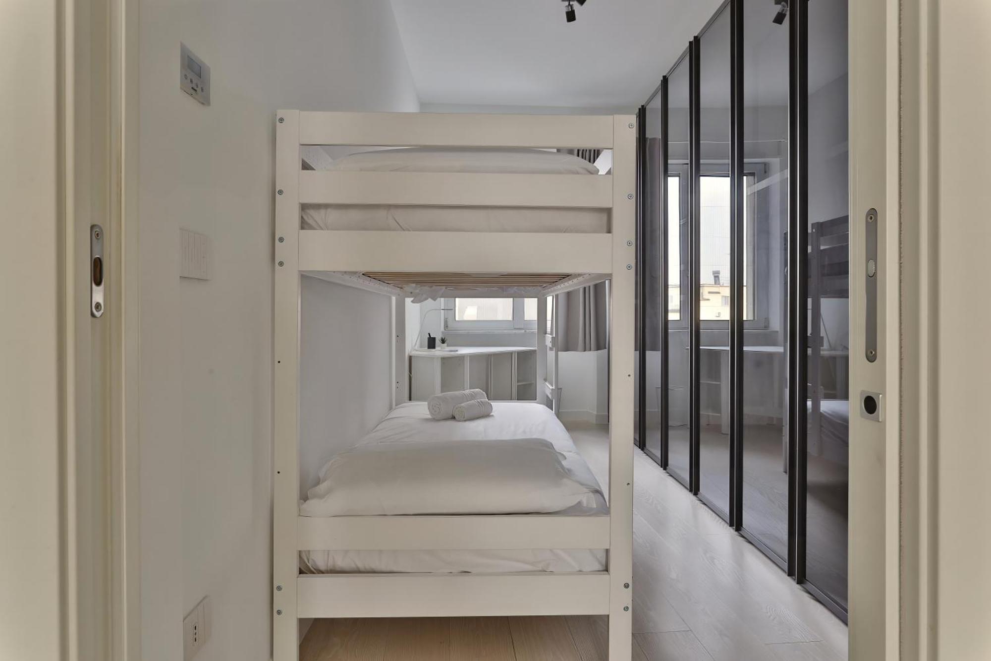 Joivy Splendid Flat Near The Duomo Apartment Milan Bagian luar foto