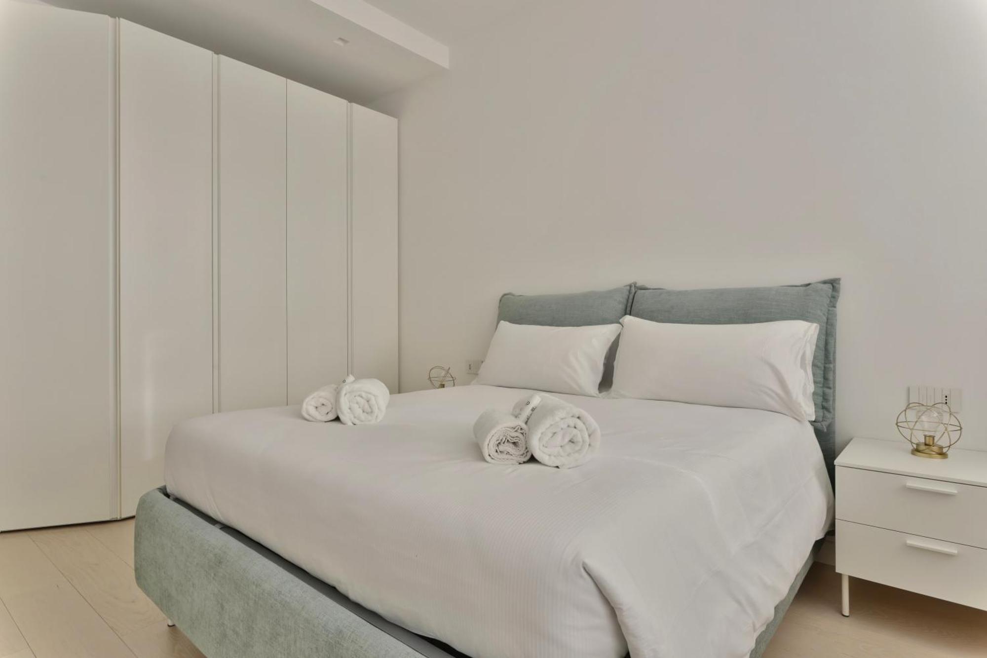 Joivy Splendid Flat Near The Duomo Apartment Milan Bagian luar foto